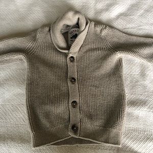 Knitted cardigan